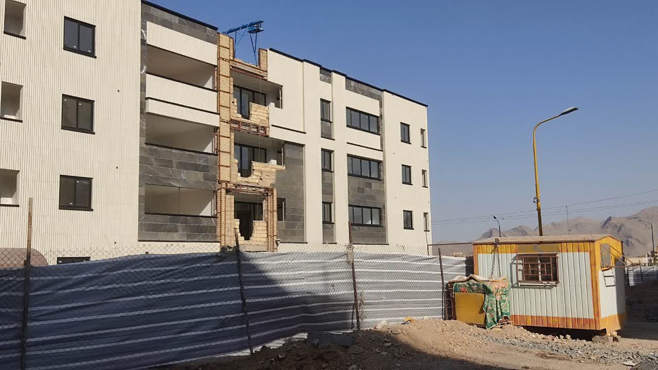 پروژه ۳۲ واحدی مهندس کریمی | اجرای پنجره دوجداره UPVC