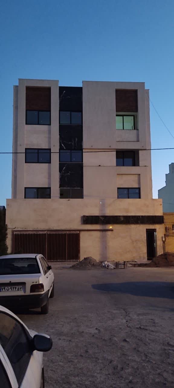 پروژه ۸ واحدی شاهین شهر | نصب پنجره دوجداره UPVC