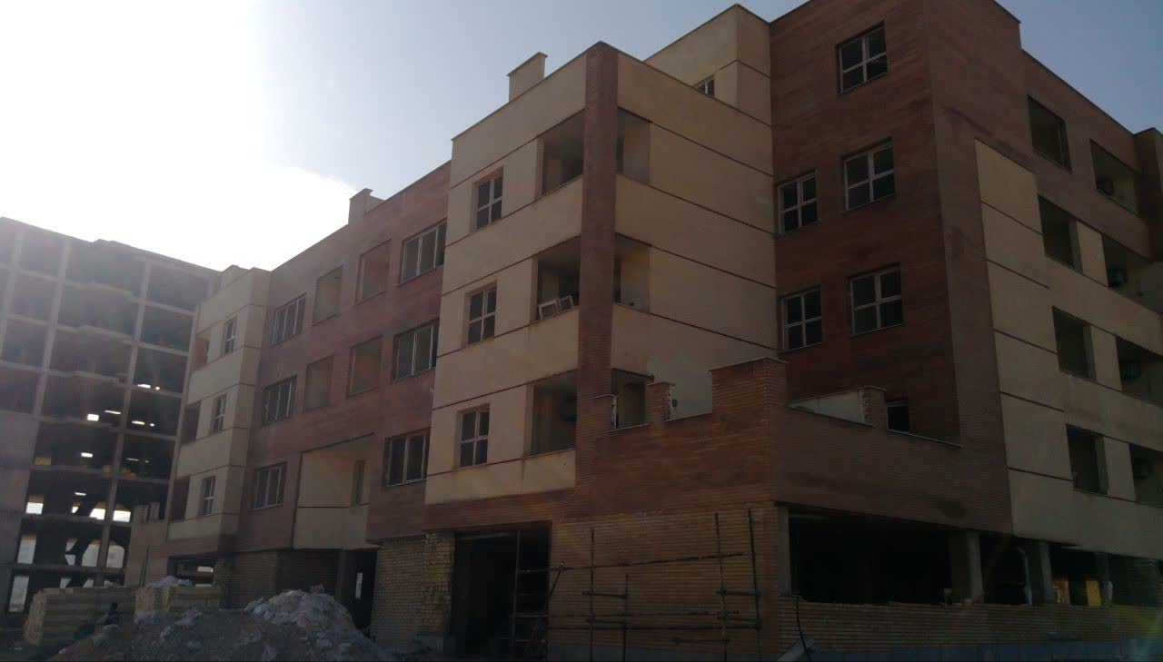 پروژه ۳۲ واحدی توسعه | نصب پنجره دوجداره UPVC در ا