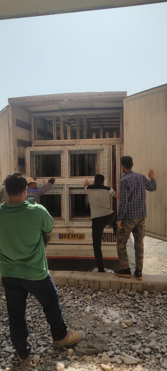 نصب پنجره و نوسازی مدارس محله ۵ مسکن مهر فولادشهر