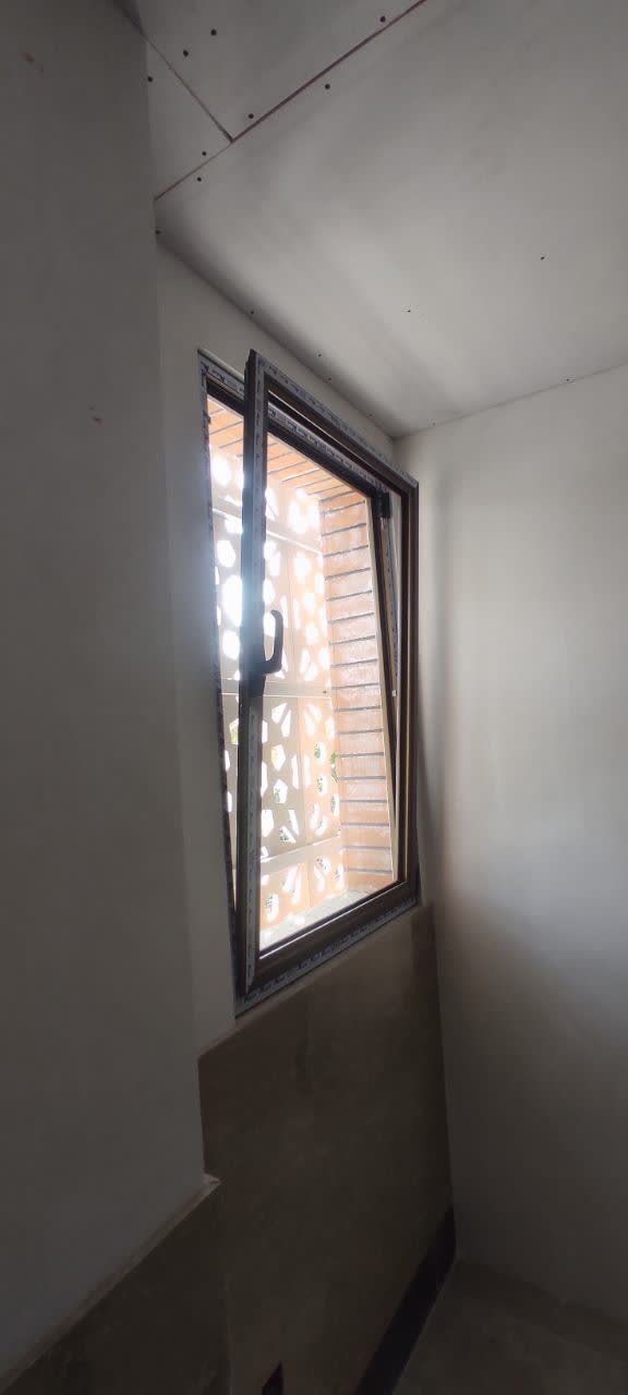 شهرداری خورزوق | نصب درب و پنجره دوجداره UPVC