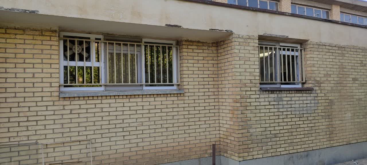درمانگاه عمومی شهرستان داران | نصب درب و پنجره دوجداره UPVC