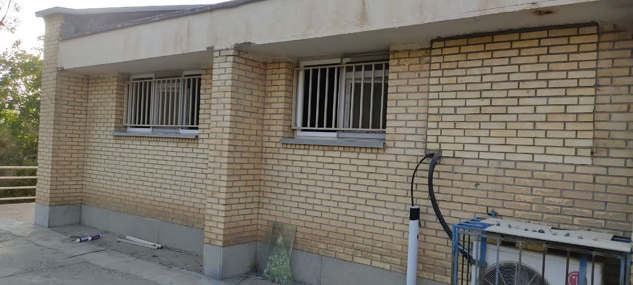 درمانگاه عمومی شهرستان داران | نصب درب و پنجره دوجداره UPVC