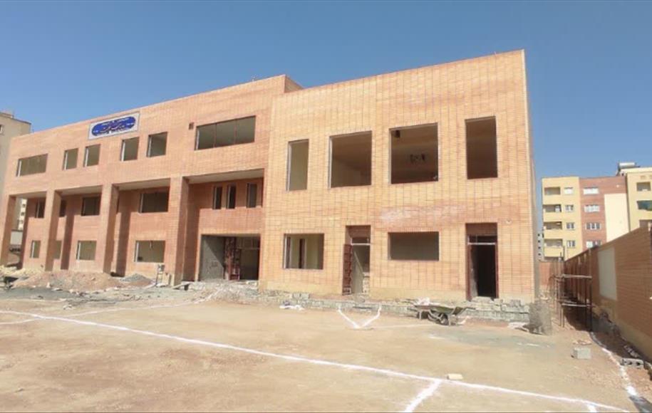 نصب پنجره و نوسازی مدارس محله ۵ مسکن مهر فولادشهر